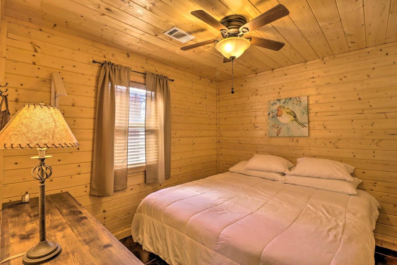Heber Springs Cabin With Deck And River Views! Exterior foto