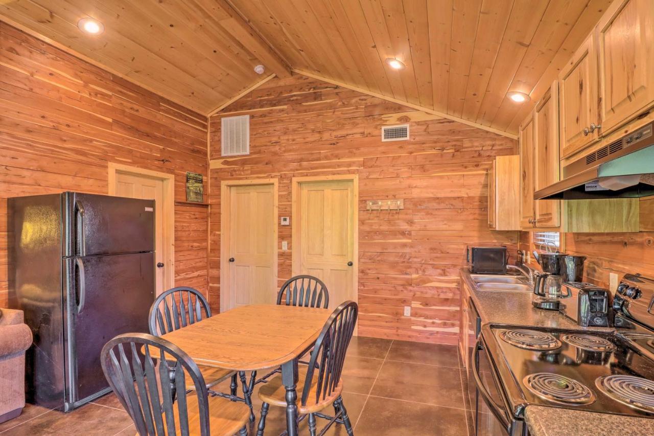 Heber Springs Cabin With Deck And River Views! Exterior foto